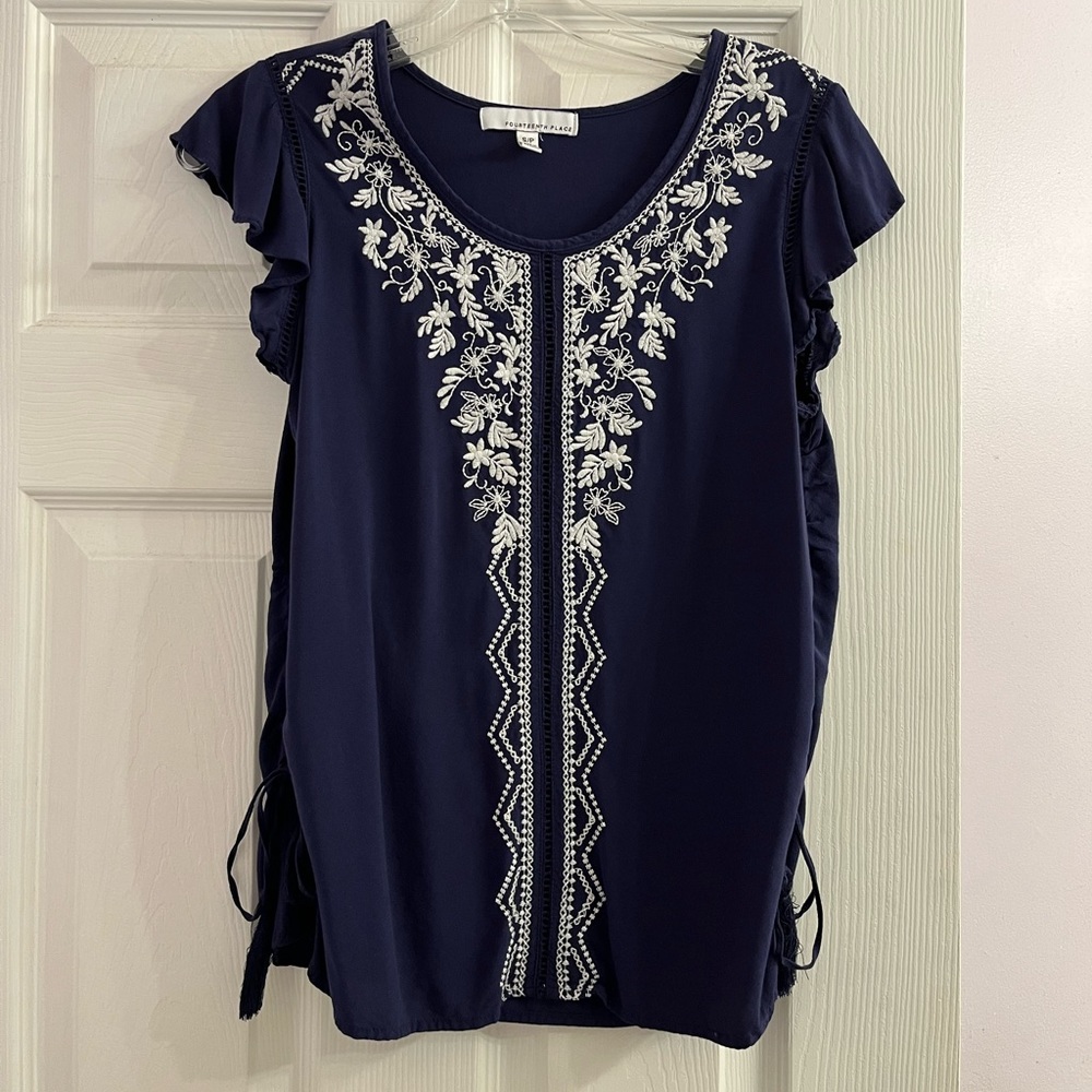 Fourteenth Place Navy Blue & White Ruched Tank Small Petit Size